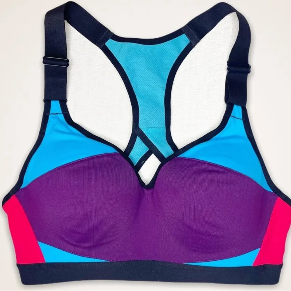 Victoria's Secret Sport Colorblock Underwire Padded Sports Bra. Size 34D